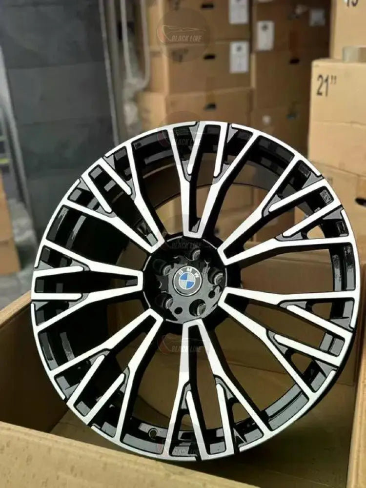 Llantas Deportivas Estilo BMW Multirradio Radial – Negro y Plata