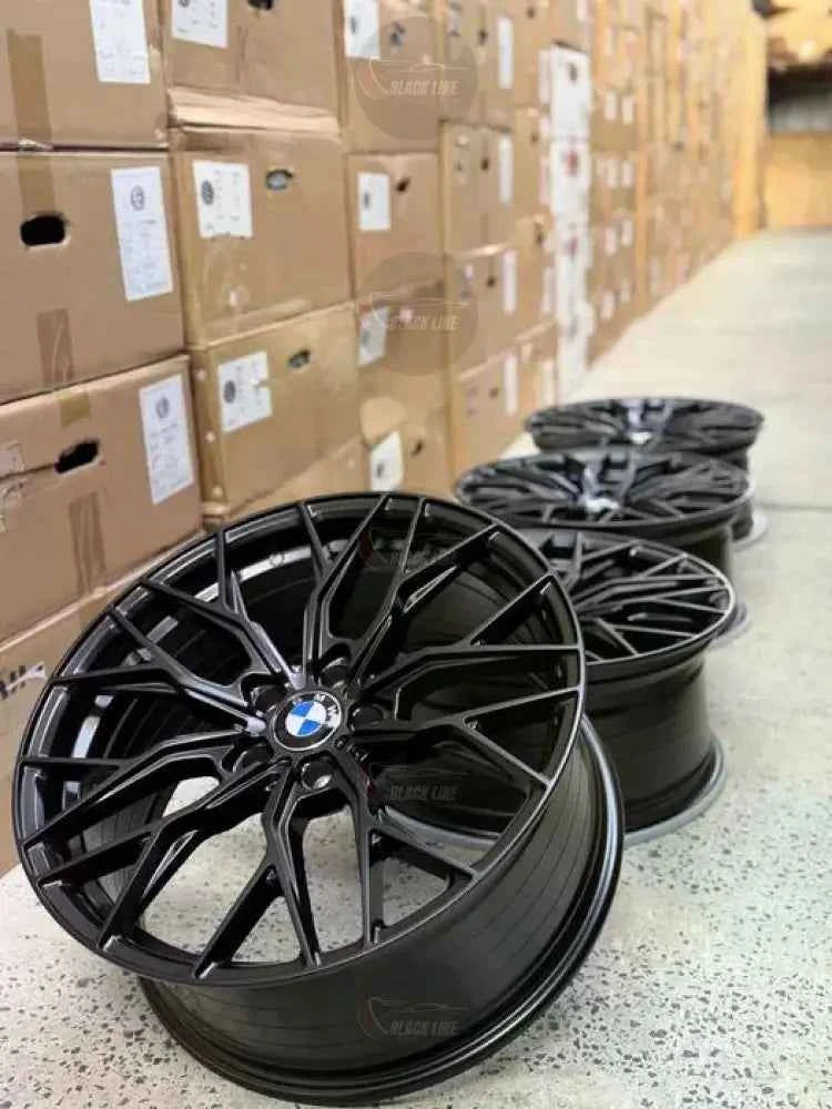 Llantas Deportivas Estilo BMW Multirradio Ramificado – Negro