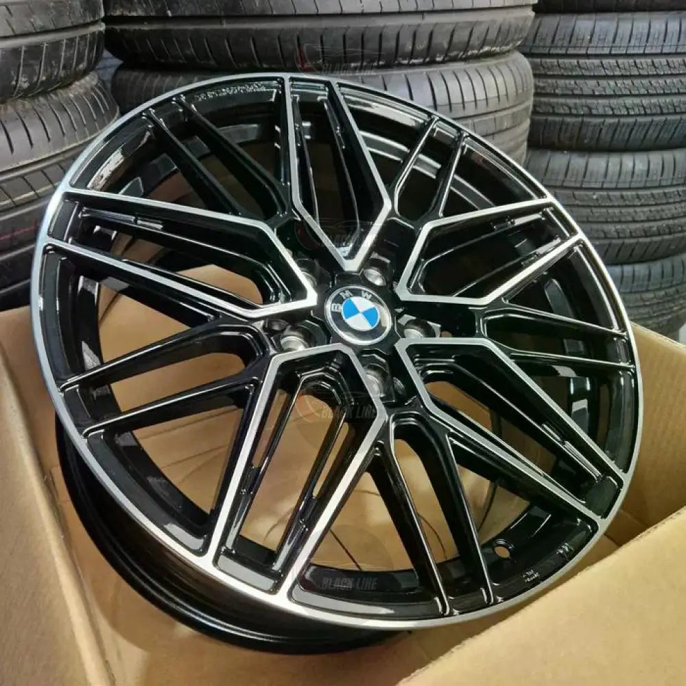 Llantas Deportivas Estilo BMW Multirradio Ramificado – Negro y Plata