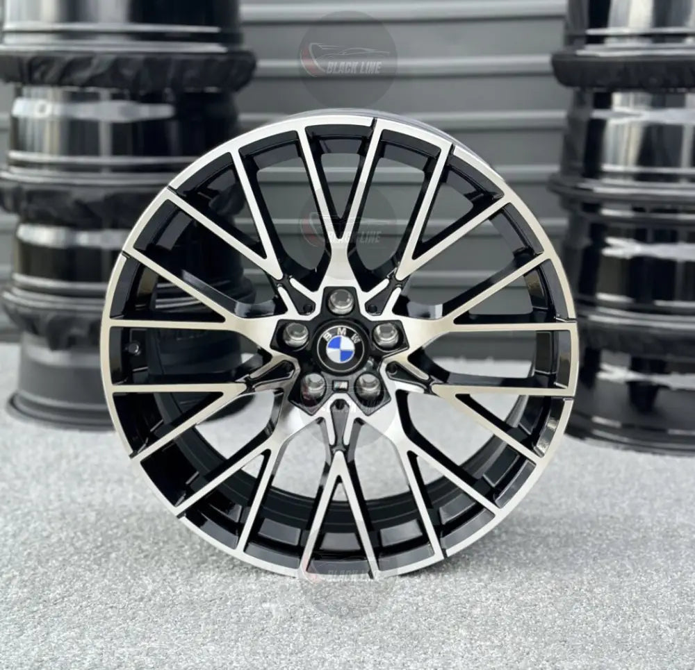 Llantas Deportivas Estilo BMW Multirradio Ramificado – Negro y Plata