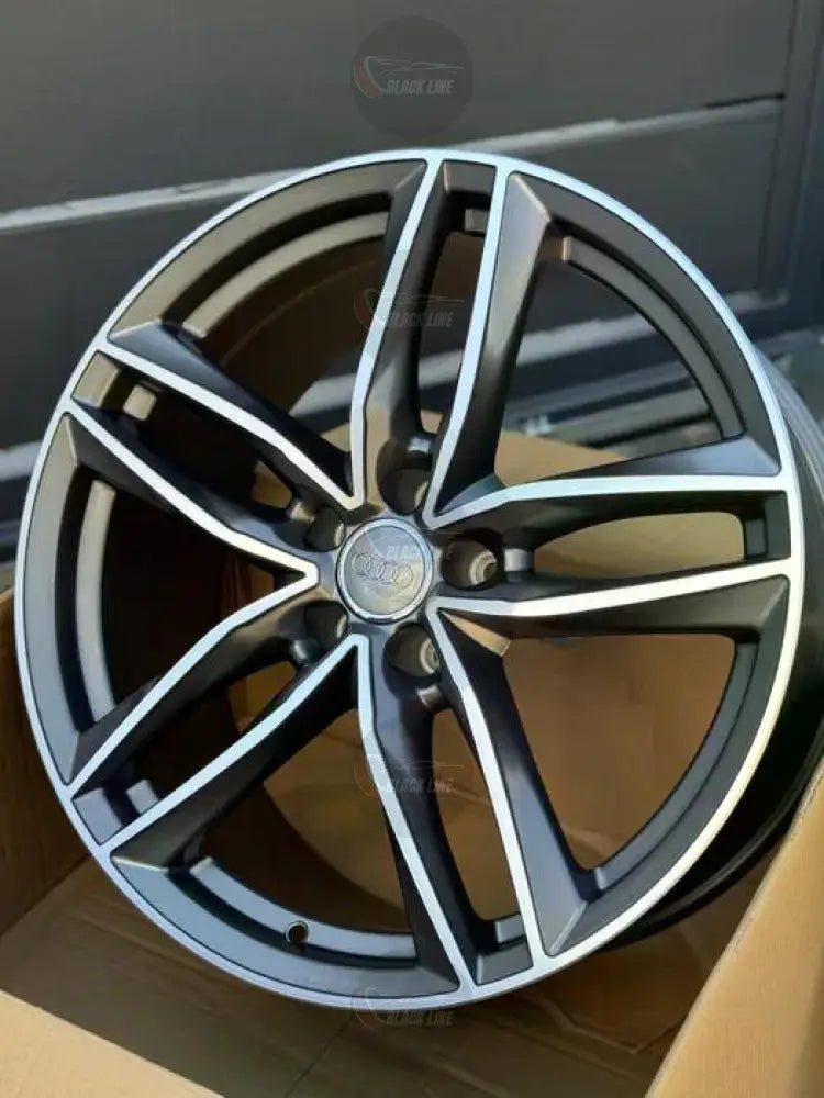 Llantas Deportivas Estilo Mercedes de Cinco Radios Dobles – Negro y Plata