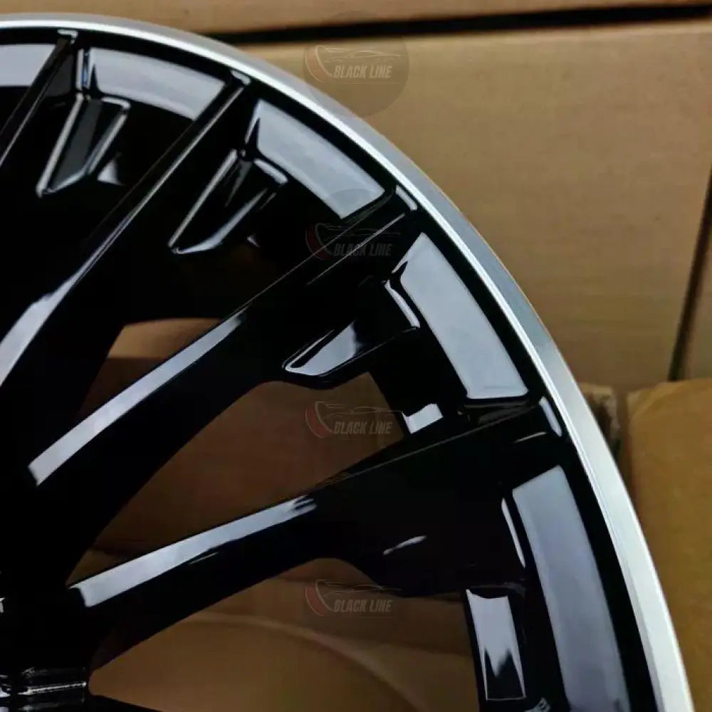 Llantas Deportivas Estilo Mercedes Multirradio Fino – Negro y Plata