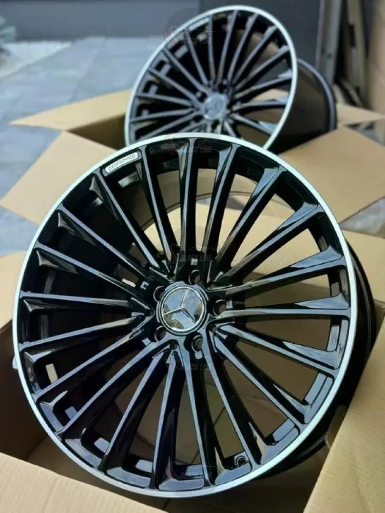 Llantas Deportivas Estilo Mercedes Multirradio Fino – Negro y Plata