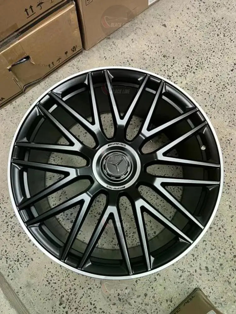 Llantas Deportivas Estilo Mercedes Multirradio Fino – Negro y Plata