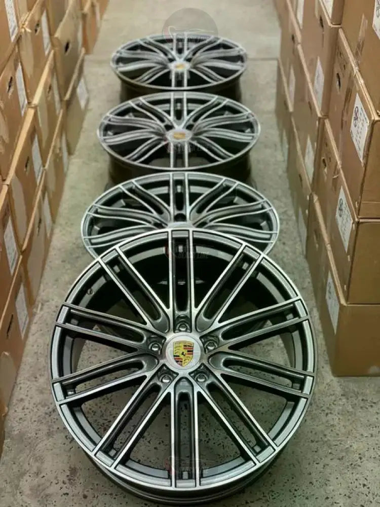 Llantas Deportivas Estilo Porsche Multirradio Fino – Gris Grafito