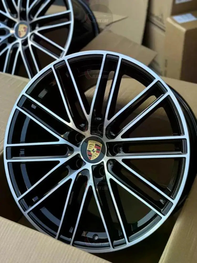 Llantas Deportivas Estilo Porsche Multirradio Fino – Negro y Plata