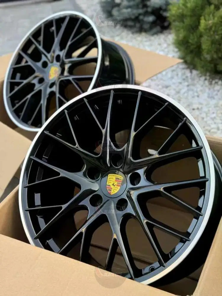 Llantas Deportivas Estilo Porsche Multirradio Ramificado – Negro