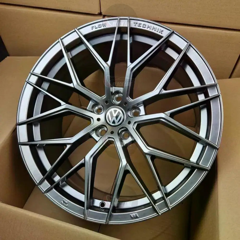 Llantas Deportivas Estilo Volkswagen con Radios En Y – Negro y Plata