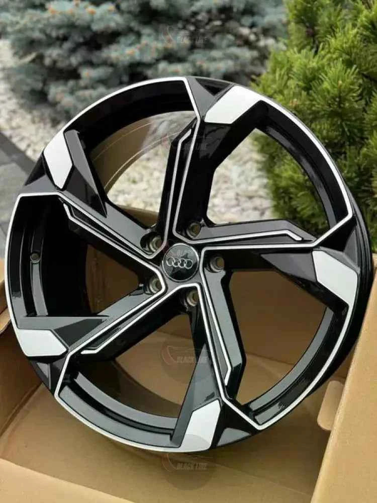 Llantas Deportivas Estilo Volkswagen de Cinco Radios Turbina – Negro y Plata