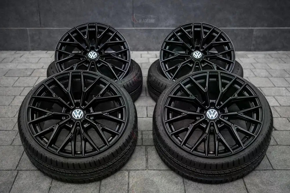 Llantas Deportivas Estilo Volkswagen Multirradio Geométrico – Negro