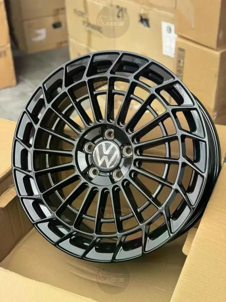 Llantas Deportivas Estilo Volkswagen Multirradio Reticular – Negro y Plata