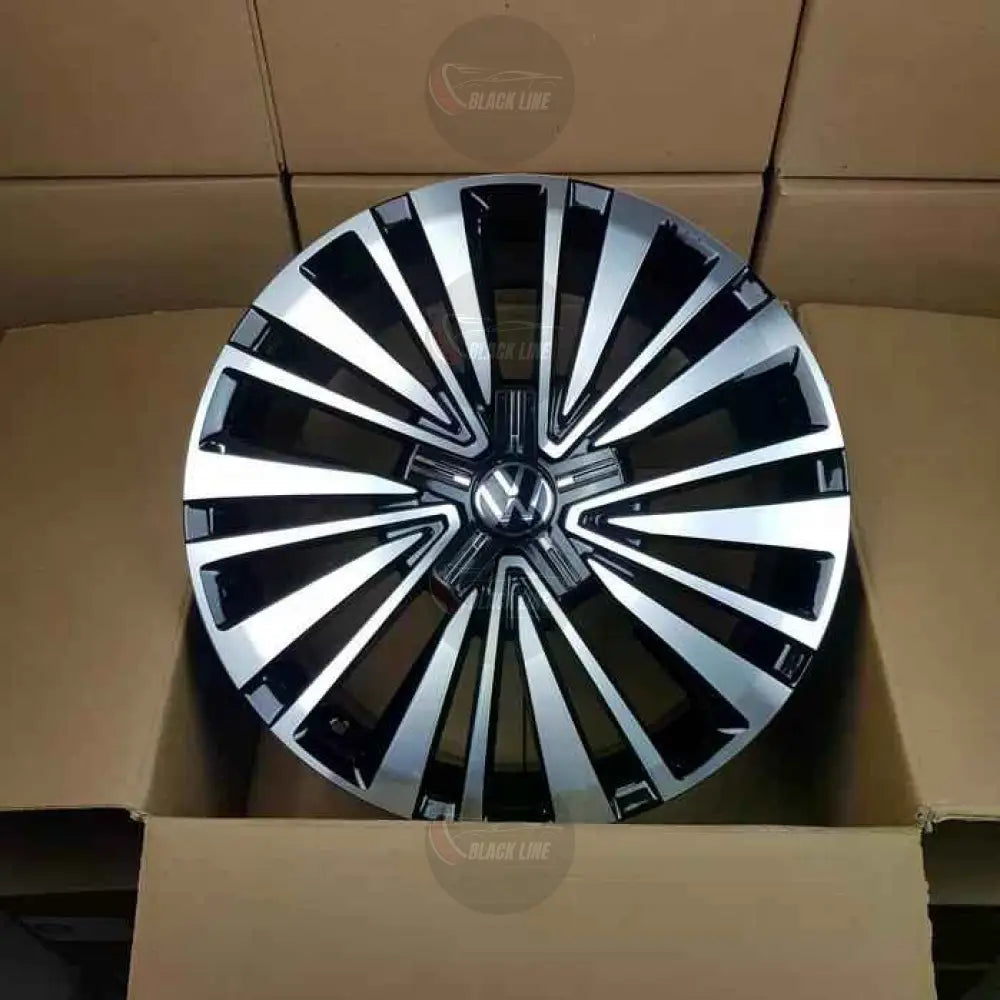 Llantas Estilo Volkswagen Multirradio Bicolor – Diseño Abanico en Plata y Negro Brillo