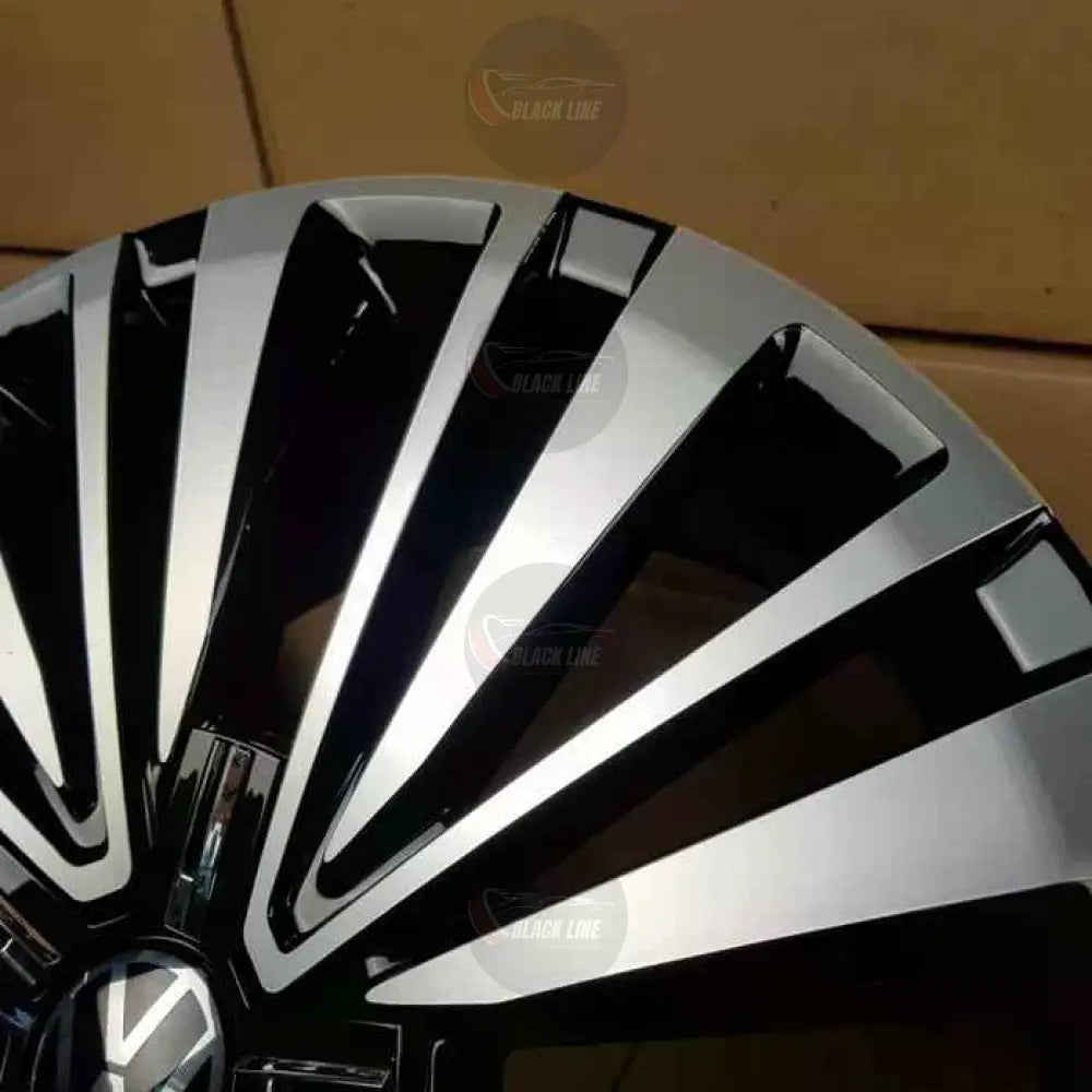 Llantas Estilo Volkswagen Multirradio Bicolor – Diseño Abanico en Plata y Negro Brillo