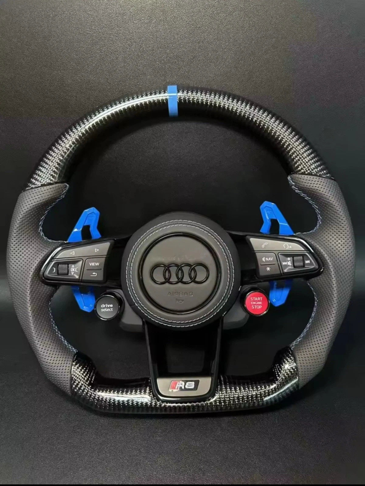 Volante Audi R8 – Carbono Cuero Perforado