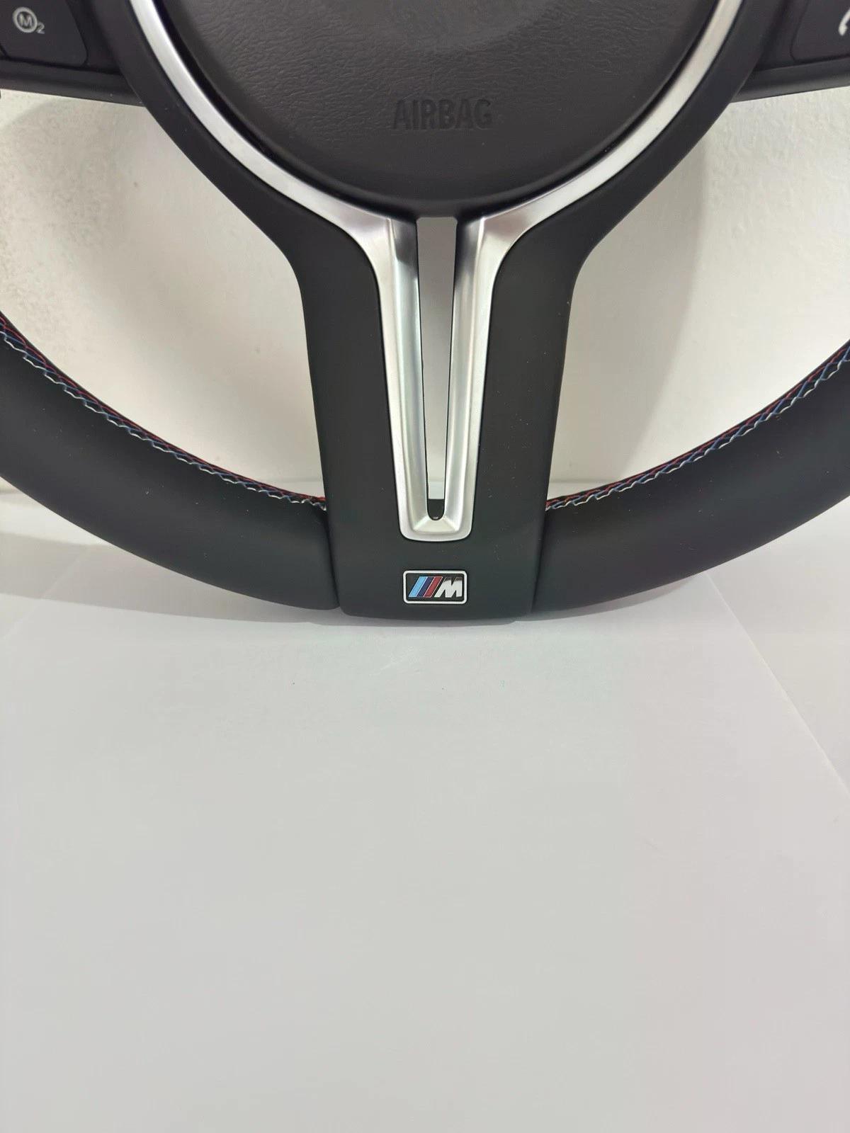 Volante BMW M Performance en Cuero Negro con Levas, M1/M2 y Multifunción