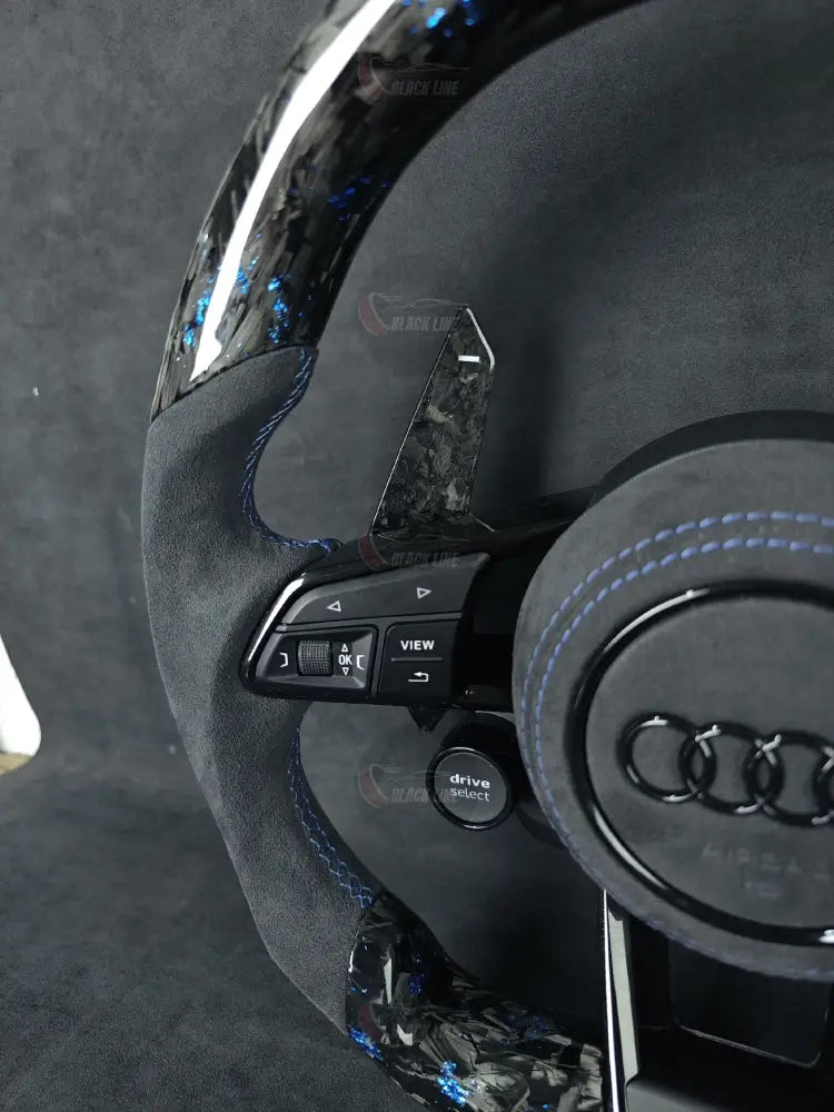 Volante Audi RS en Alcantara Negra con Fibra de Carbono Azul Levas y Multifunción