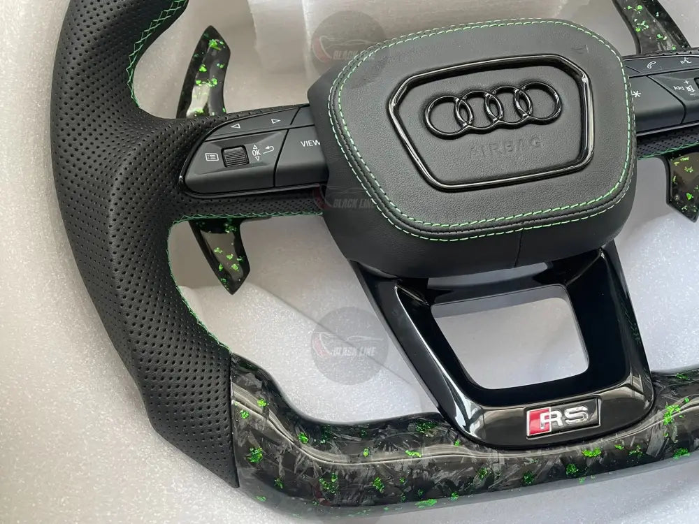 Volante Audi RS Personalizado en Carbono Forjado Verde y Cuero Perforado con Airbag Incluido