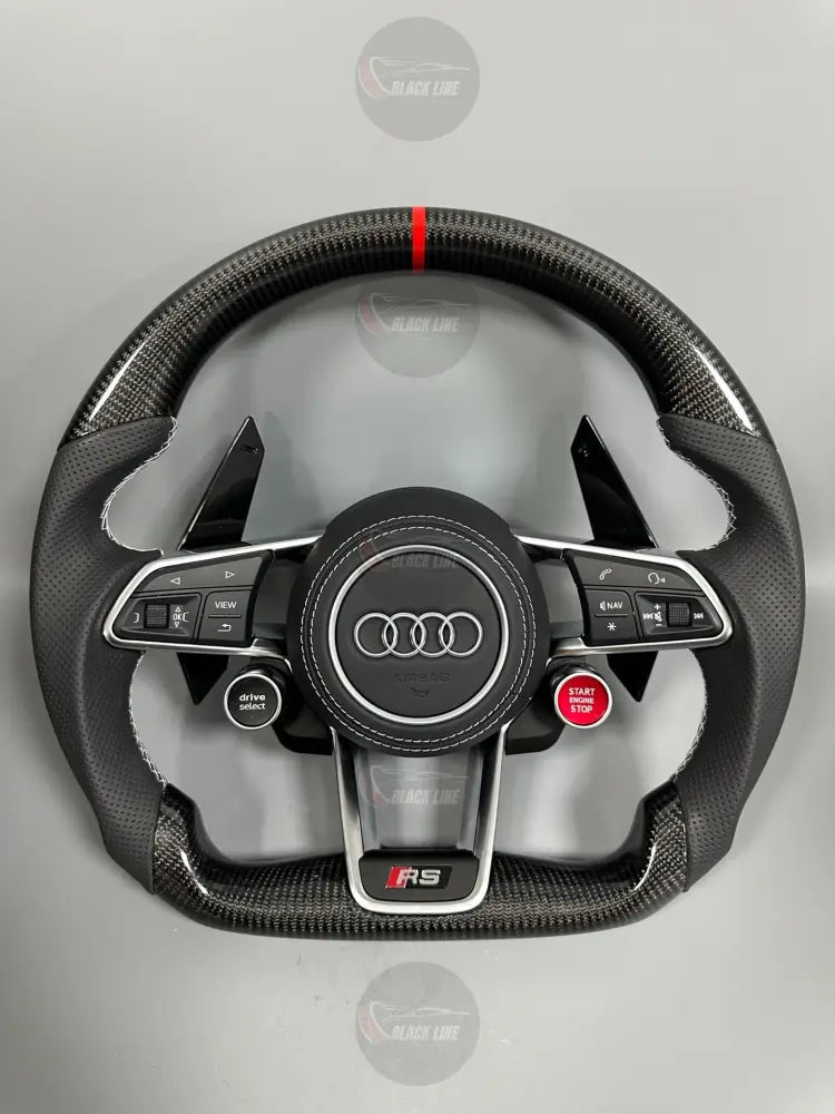 Volante Audi RS Deportivo en Carbono y Piel Perforada | Marcador Rojo Levas Drive Select Botón Start Fondo Plano y