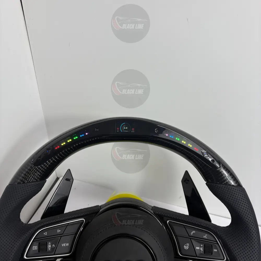 Volante Audi RS Personalizado en Fibra de Carbono Cuero Perforado y Pantalla LED con Airbag Incluido