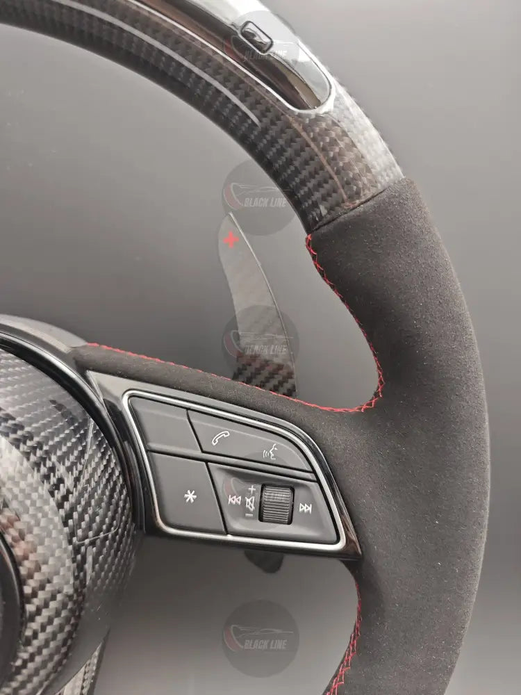 Volante Audi RS Performance Carbono + Alcantara con Pantalla Levas y Costuras Rojas