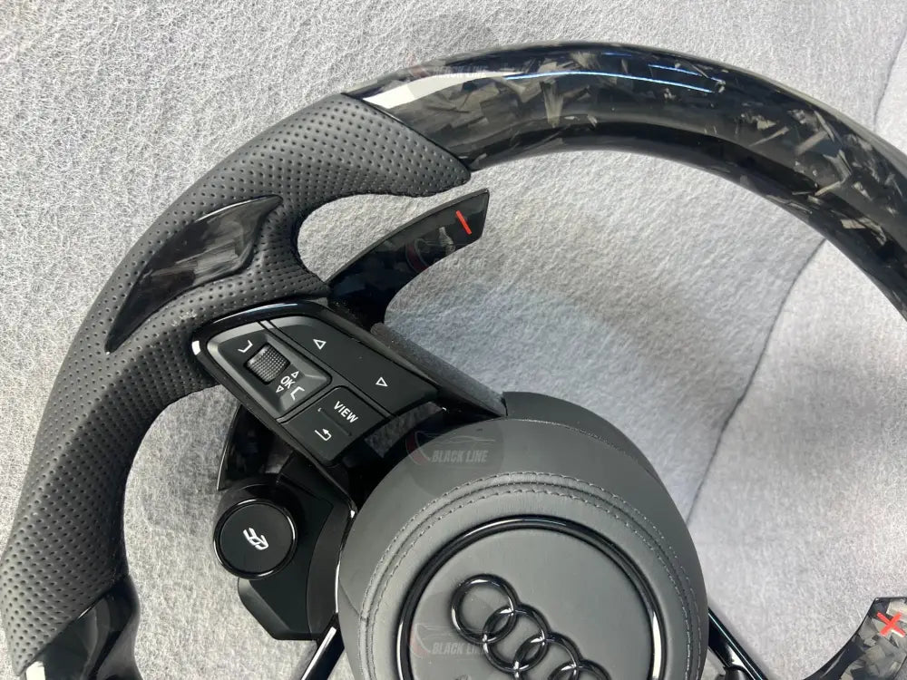 Volante Audi RS Performance en Fibra de Carbono y Cuero Perforado con Levas Multifunción y Start/Stop