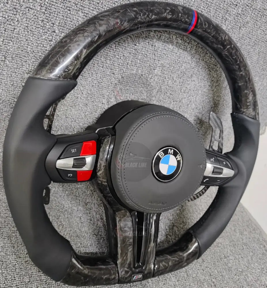 Volante BMW M Deportivo en Carbono Forjado y Piel Negra | Botones M1/M2 Levas de Carbono Fondo Plano y Airbag
