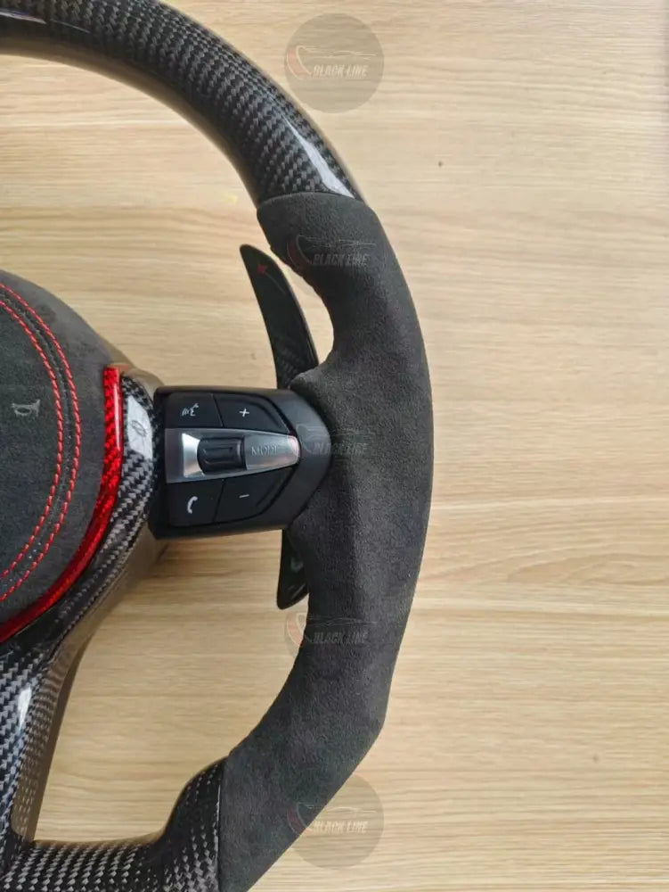 Volante BMW M Performance en Fibra de Carbono y Alcántara | Levas de Carbono Botones M1/M2 Multifunción Airbag y
