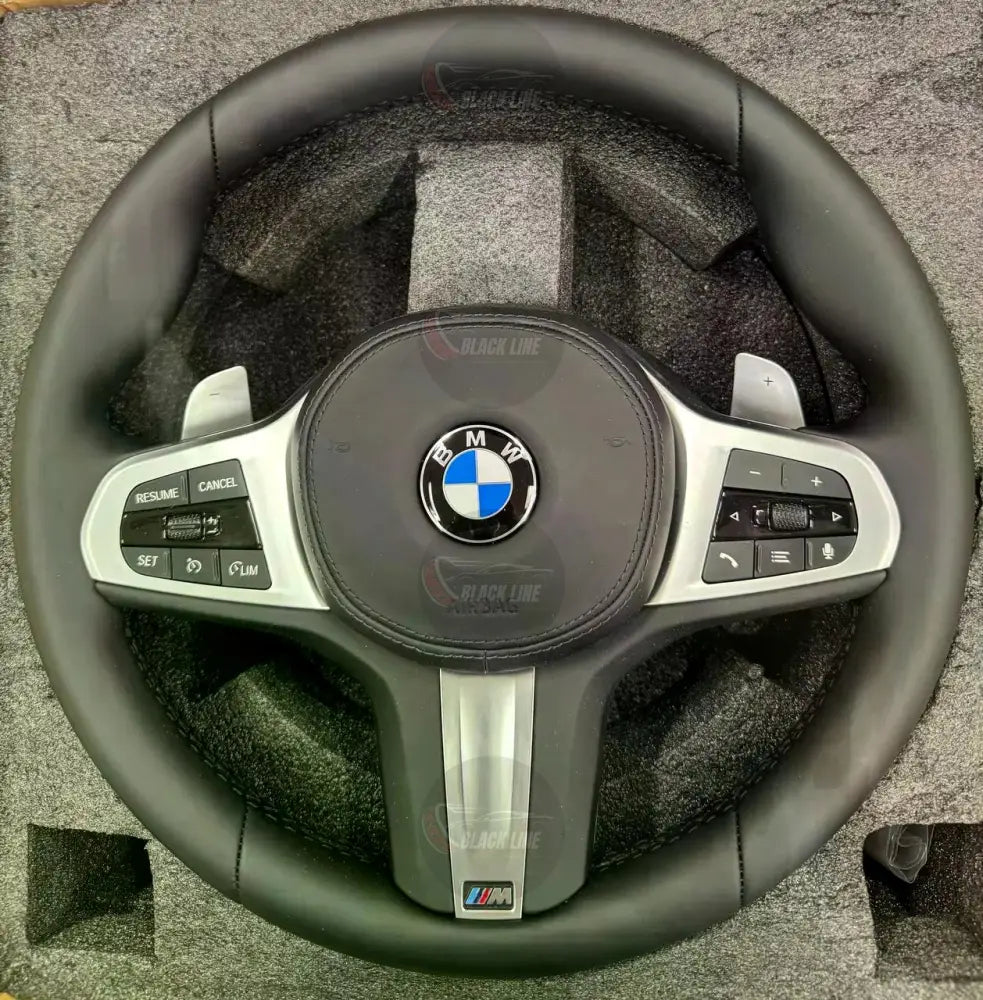 Volante BMW M Sport en Cuero Negro con Levas Multifunción y Acabado Plateado