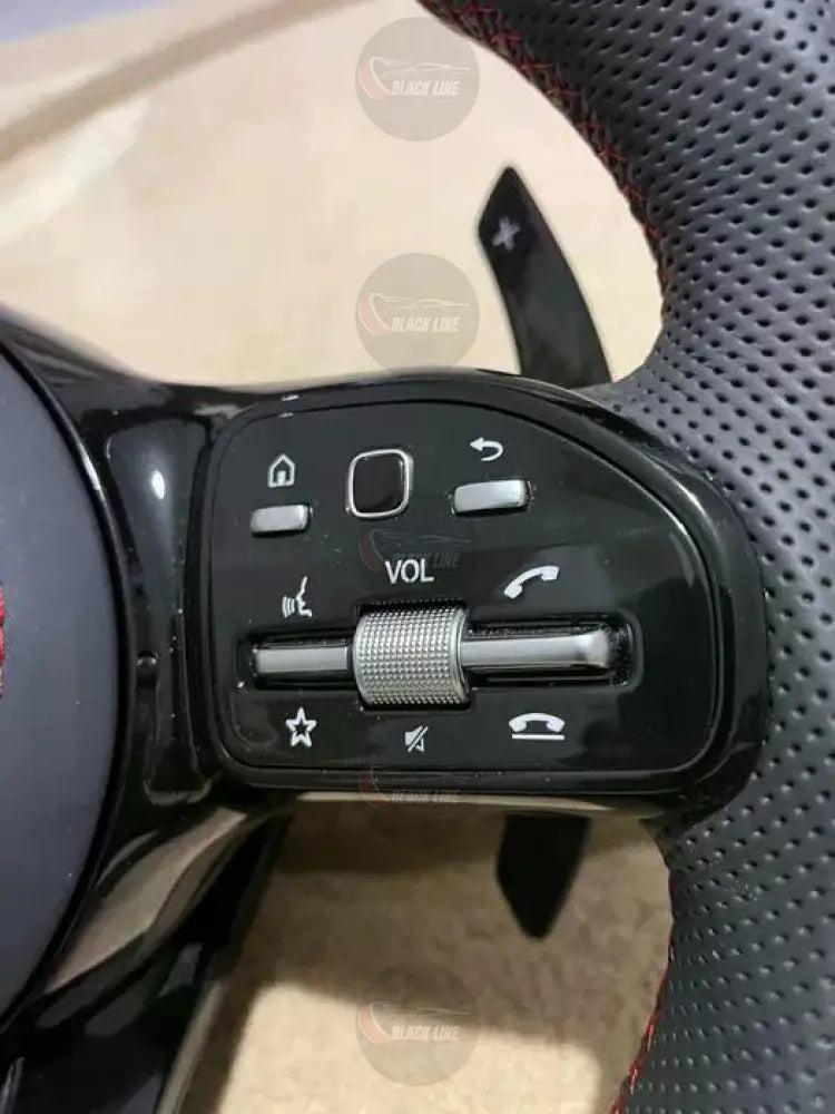 Volante Mercedes-AMG Performance en Fibra de Carbono y Cuero Perforado con Levas y Multifunción