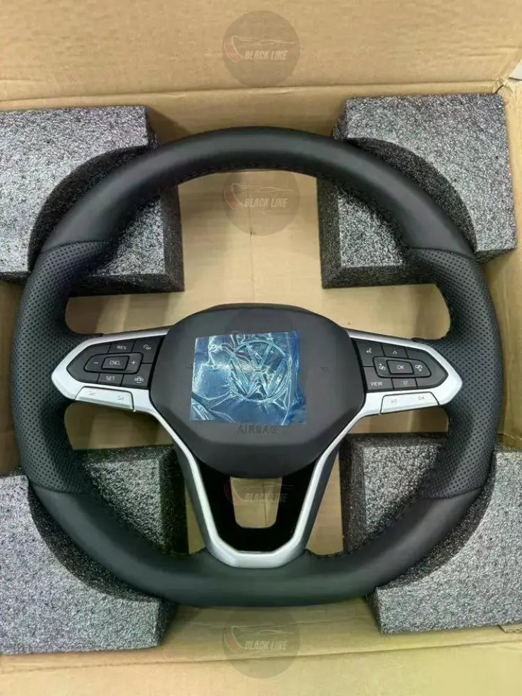 Volante Volkswagen Deportivo en Cuero Negro Perforado con Multifunción y Acabados Plateados