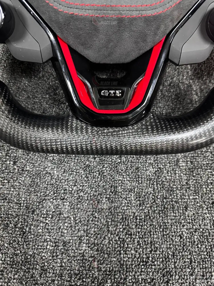 Volante Volkswagen GTI Deportivo en Carbono y Alcántara | Pantalla LED Levas de Carbono Mandos Multifunción Fondo Plano