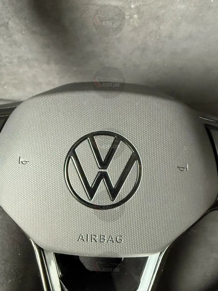 Volante Volkswagen R en Fibra de Carbono y Cuero Perforado con Levas y Multifunción