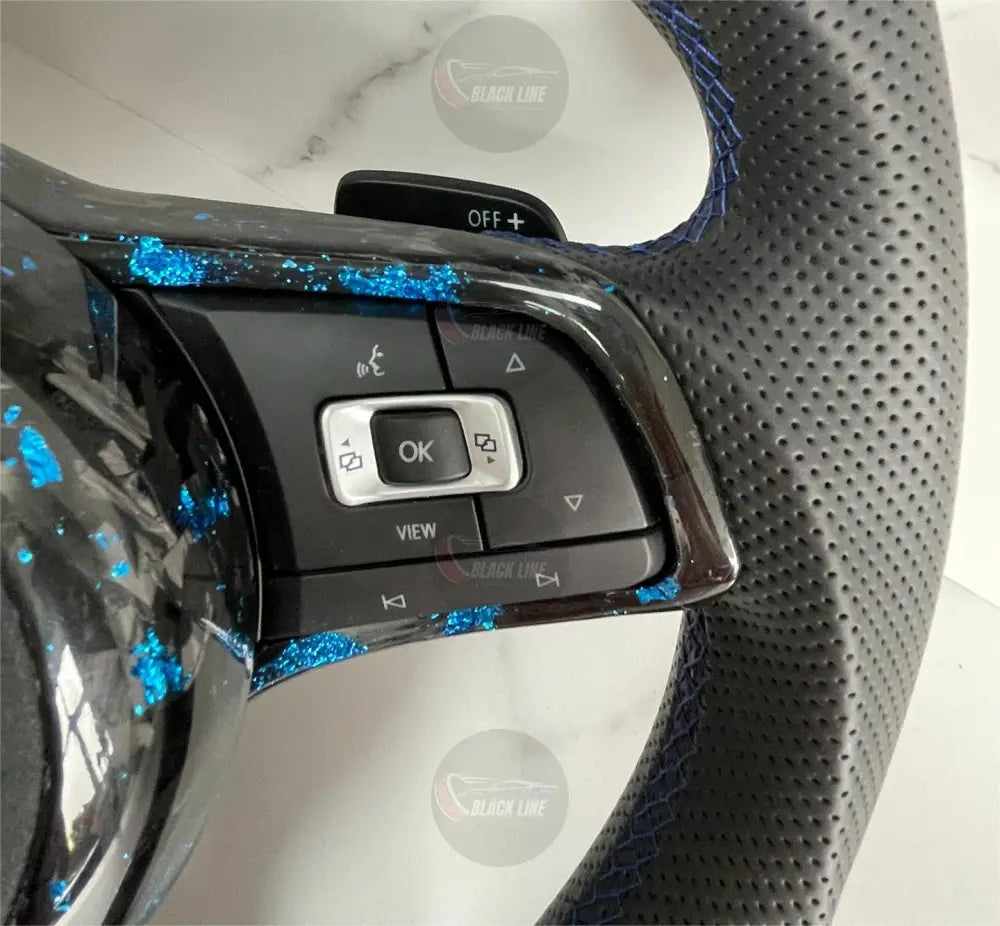 Volante Volkswagen R Deportivo en Fibra de Carbono Forjado con Detalles Azules y Cuero Perforado | Display LED Levas