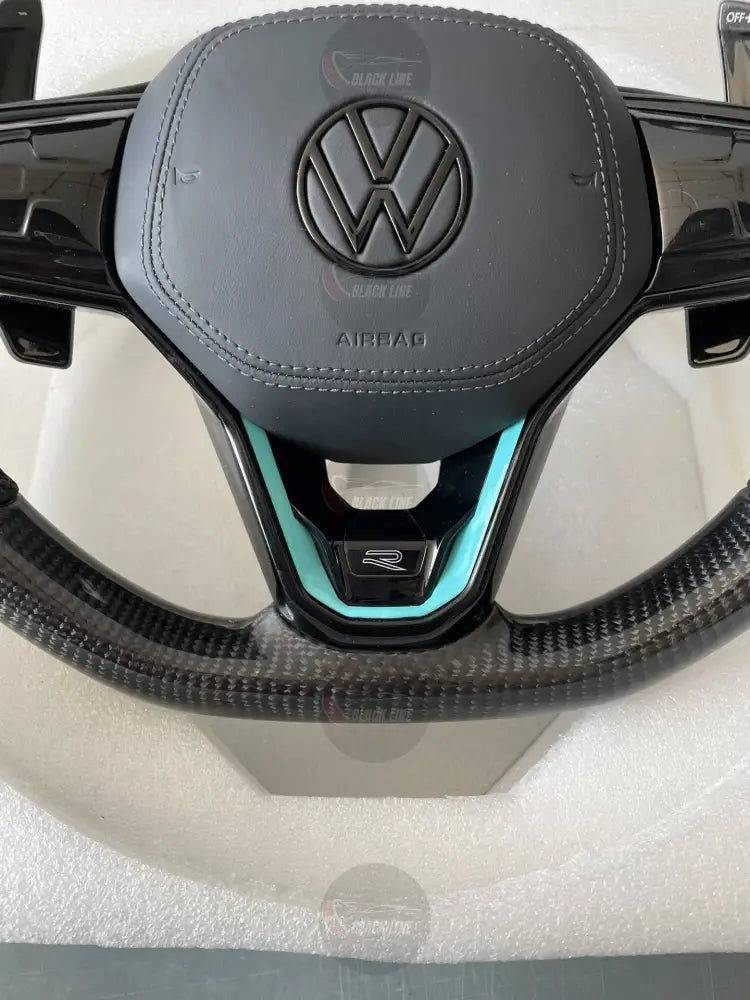 Volante Volkswagen R Deportivo en Fibra de Carbono y Cuero Perforado | Detalles Turquesa Levas Mandos Táctiles
